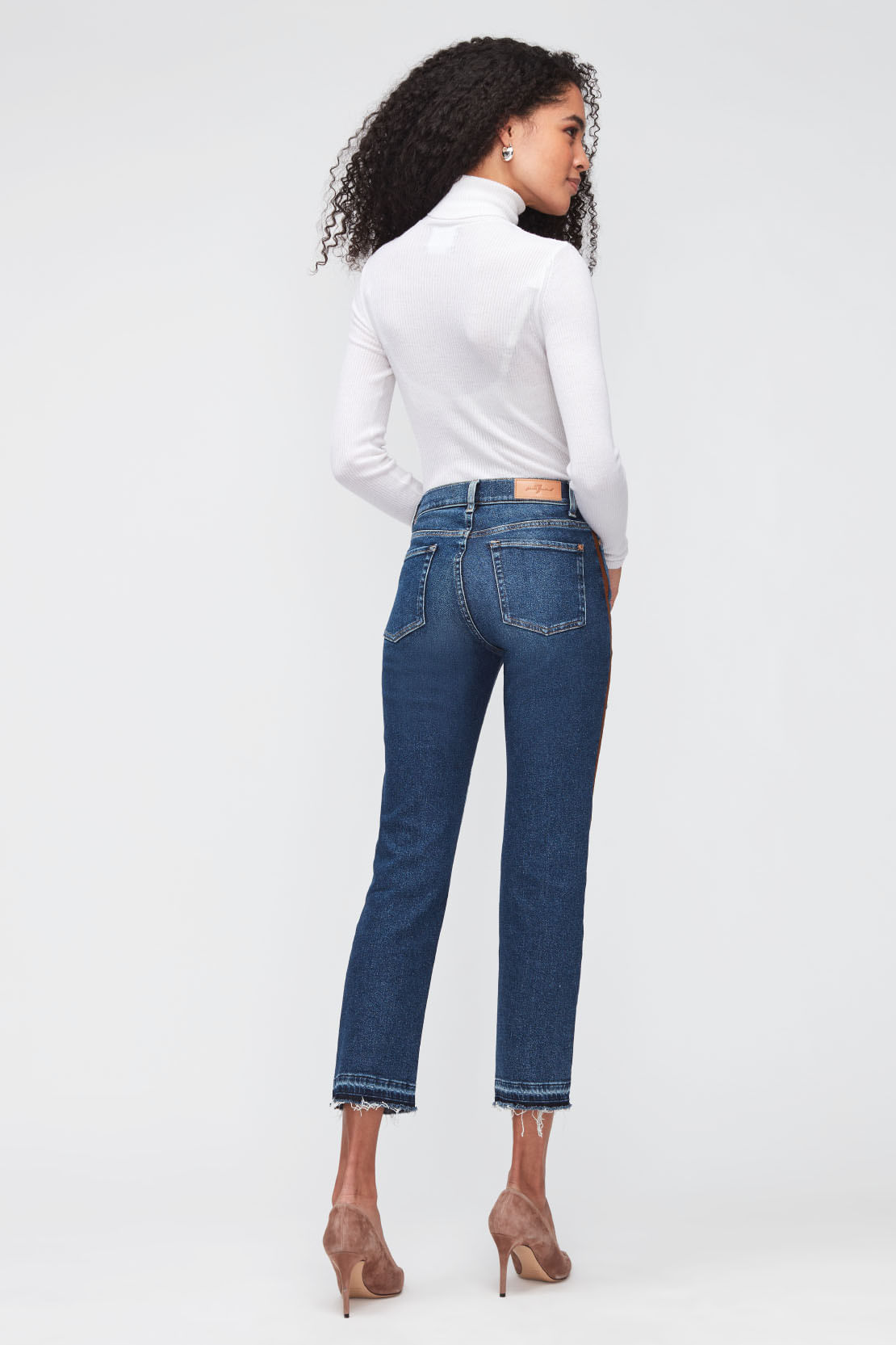 THE STRAIGHT CROP LUXE VIN B-SIDE