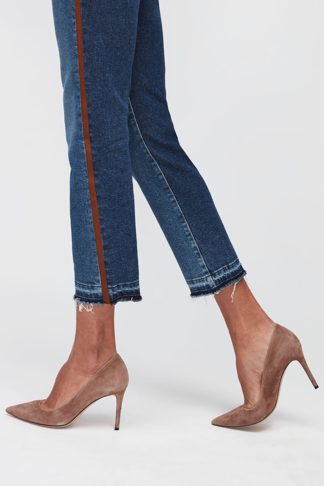 THE STRAIGHT CROP LUXE VIN B-SIDE