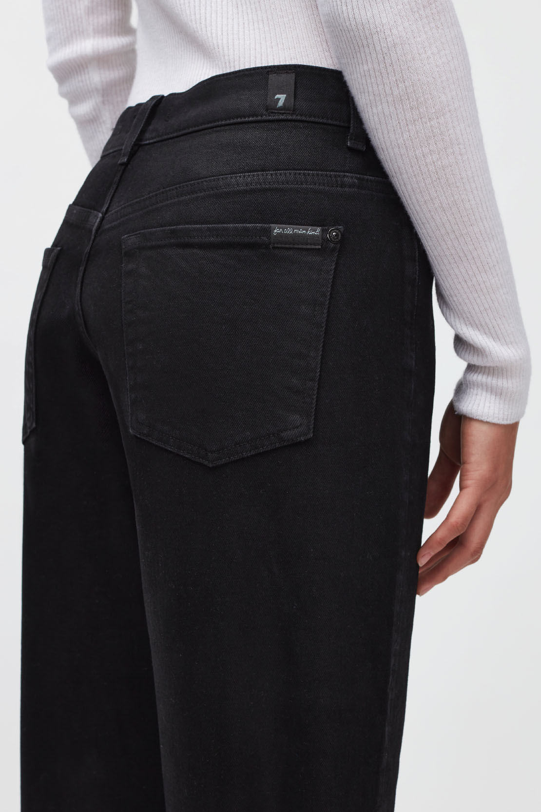 THE MODERN STRAIGHT OUTERSPACE WITH RAW HEM