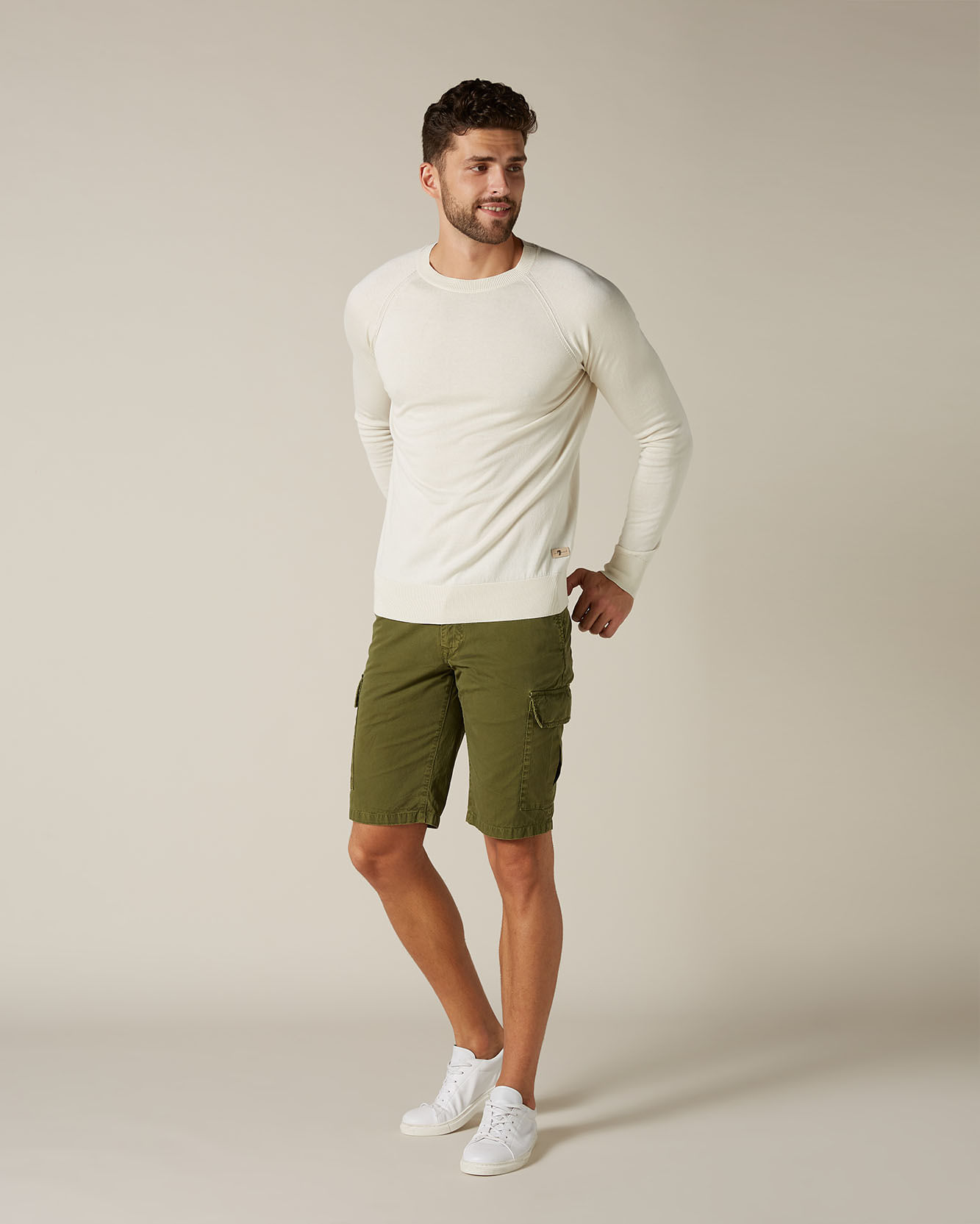 SHORT CARGO SHORT NON DENIM LIGHT WEIGHT