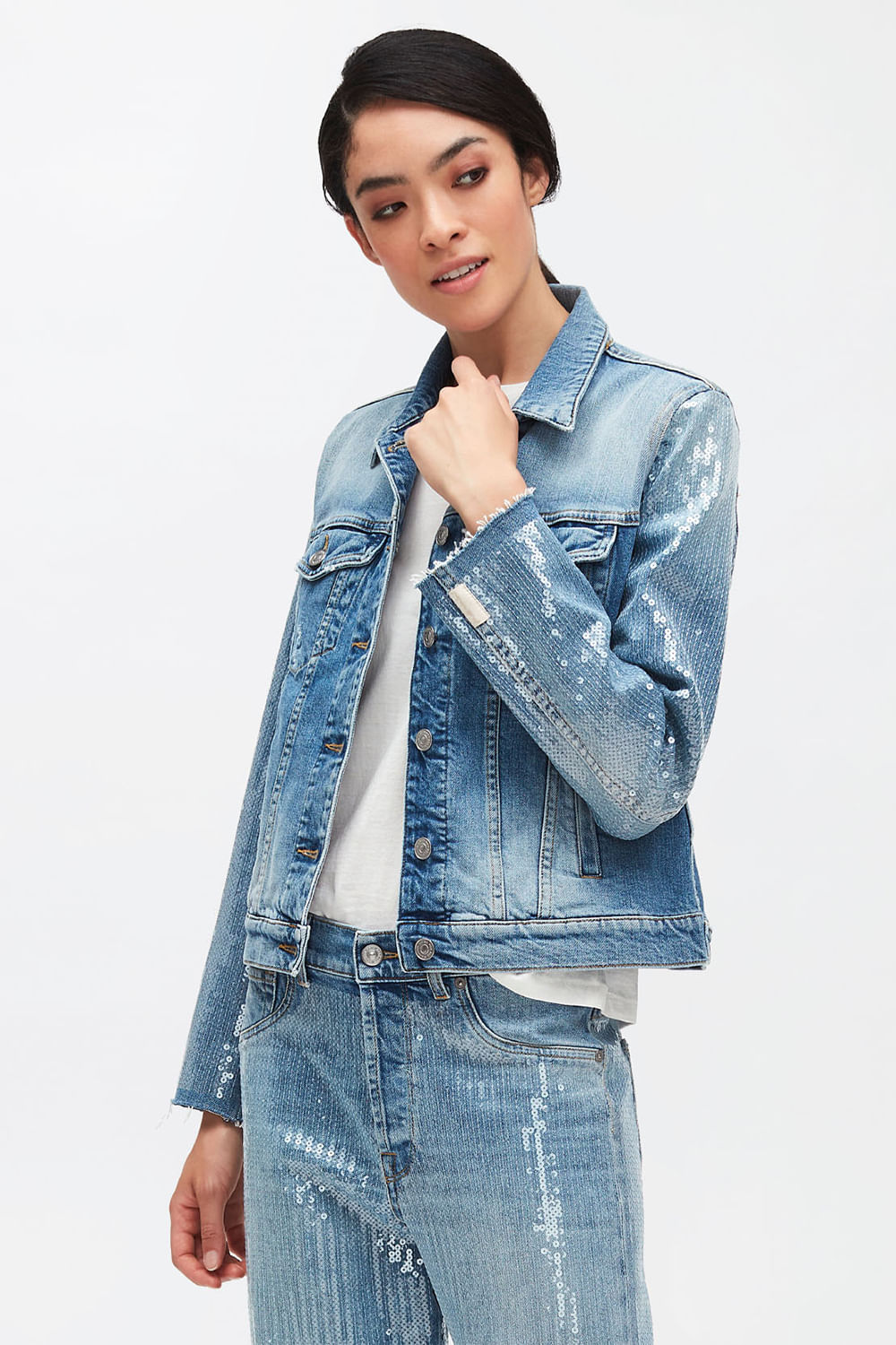 MODERN TRUCKER DRAMA WITH ALL OVER SEQUINS