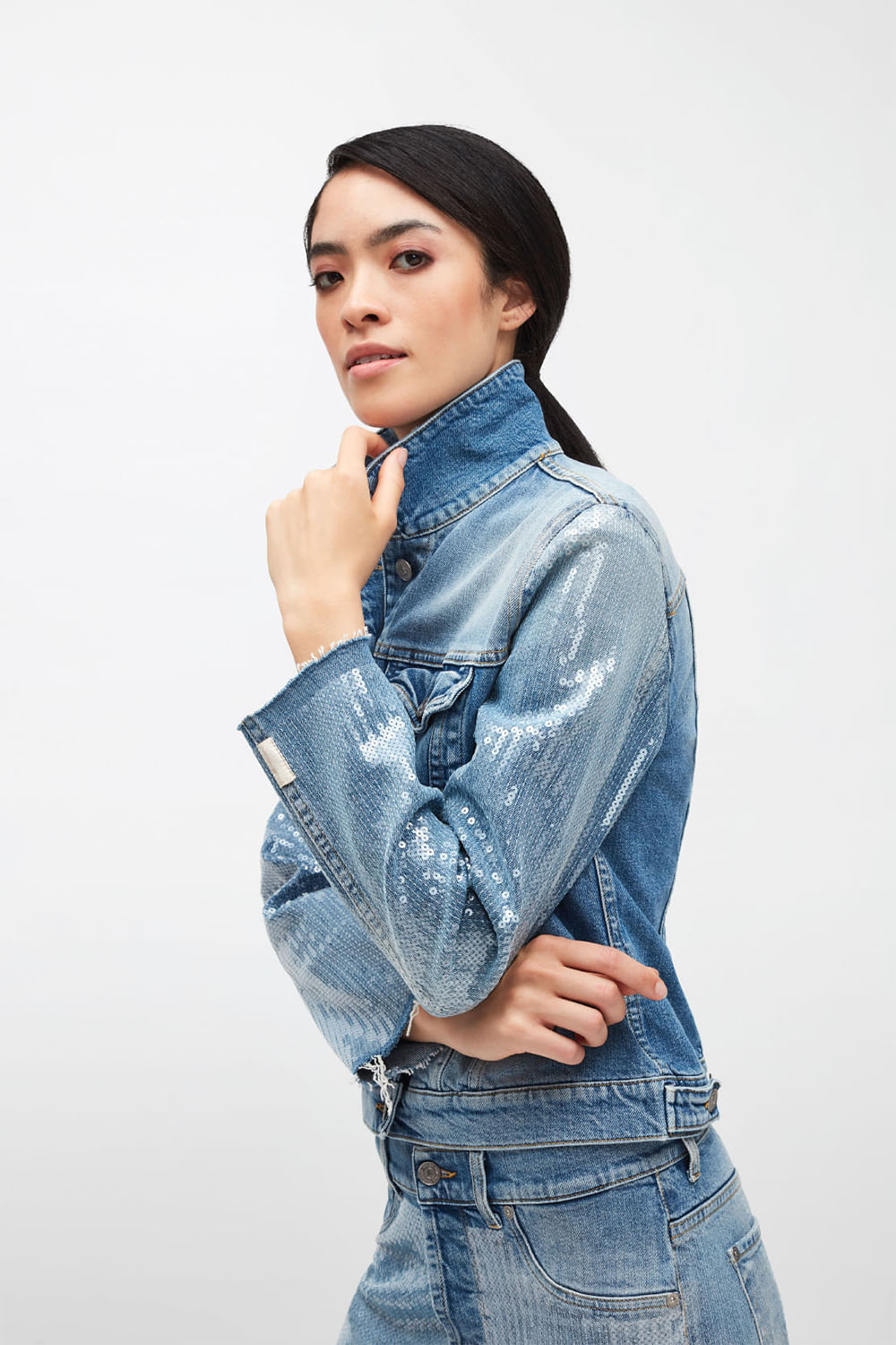 MODERN TRUCKER DRAMA WITH ALL OVER SEQUINS