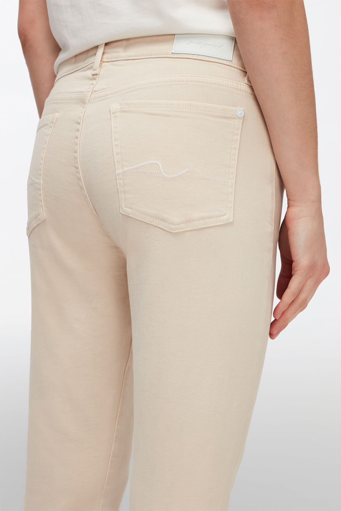 JOSEFINA Luxe Vintage Winter White