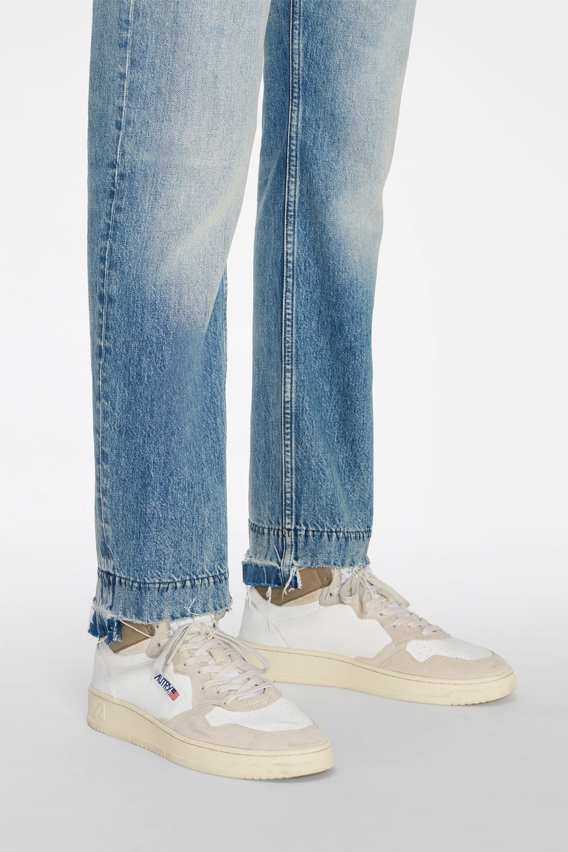 THE STRAIGHT 32 VINTAGE BLUE