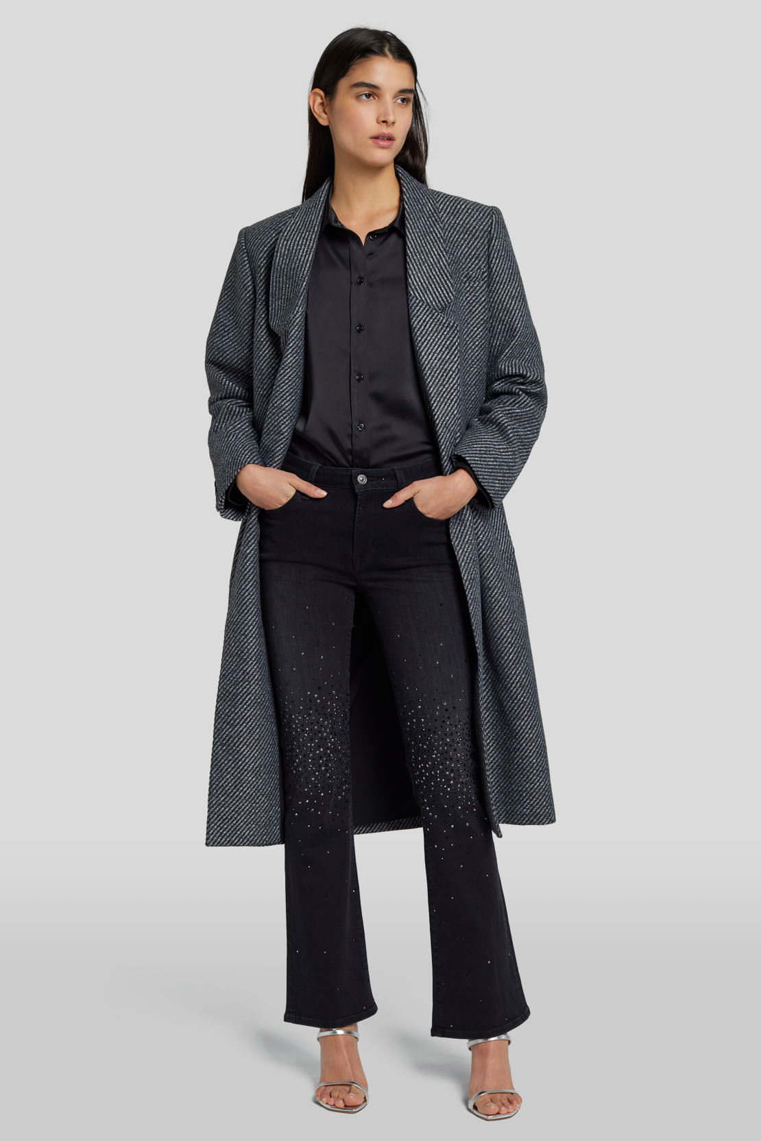 BOOTCUT TAILORLESS BLACK CRYSTALS