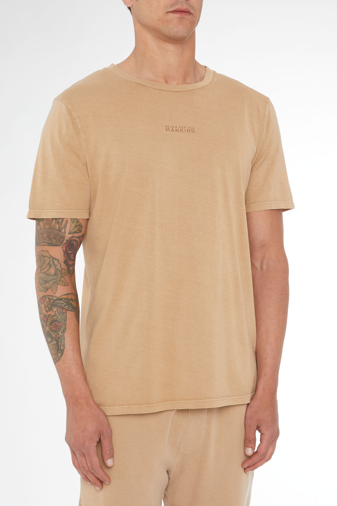 TEE MINERAL DYE SAND