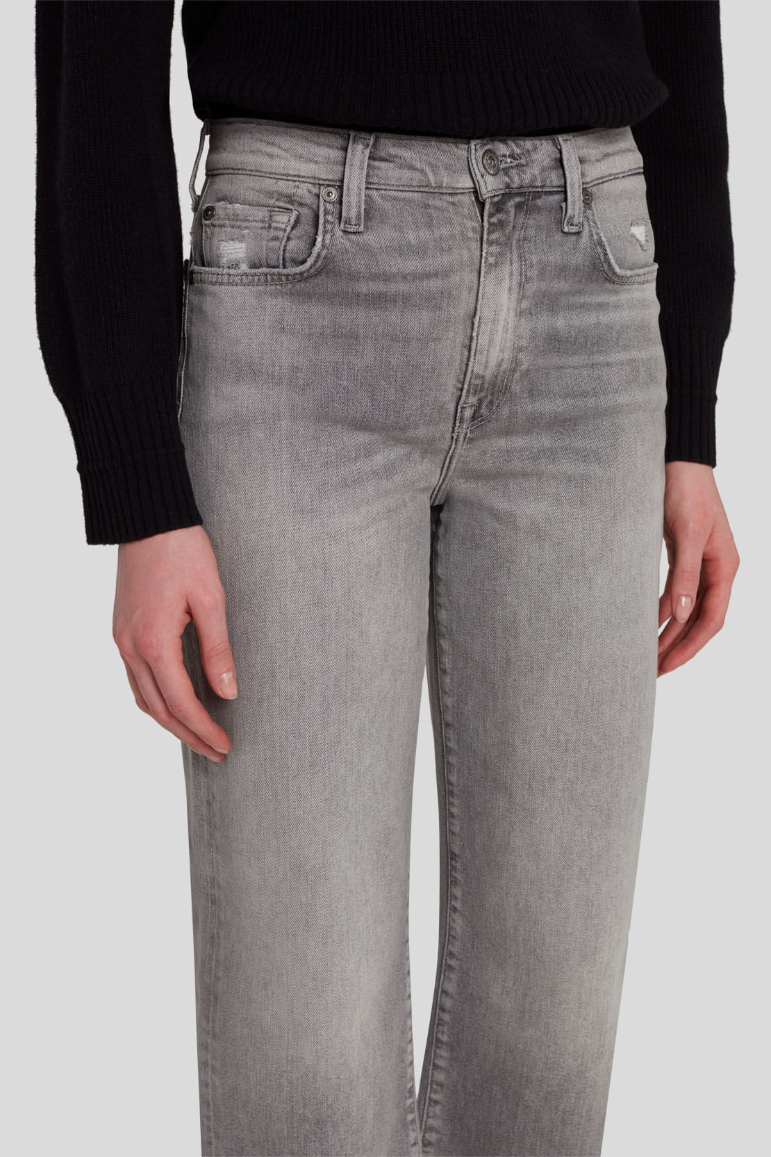 CROPPED ALEXA LUXE VIN IMPRINT