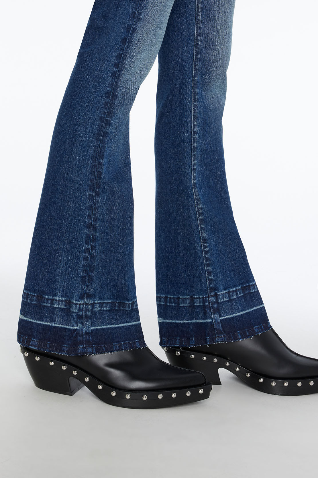 BOOTCUT TAILORLESS RIVER BLOCK HEM