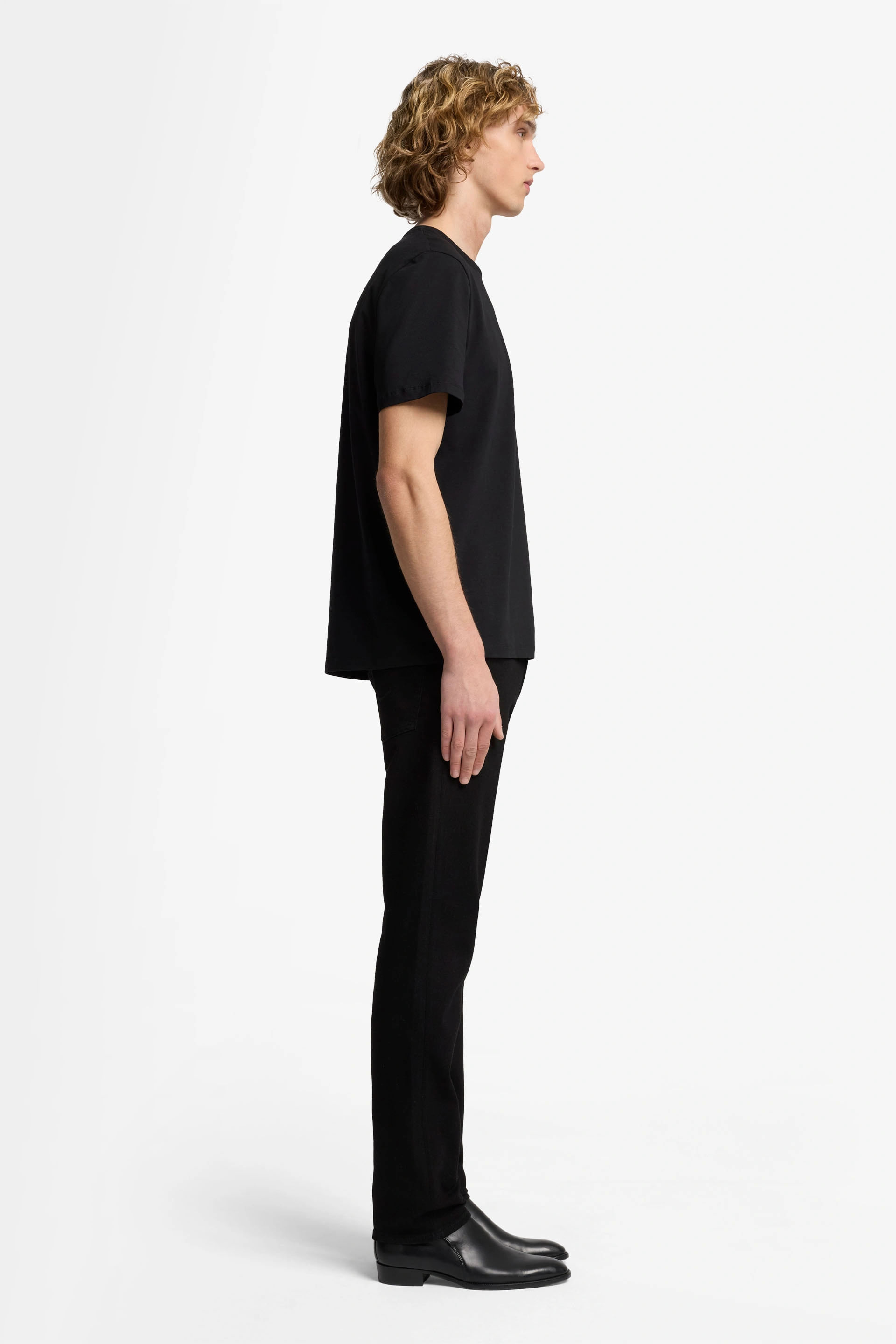 T-SHIRT BLACK