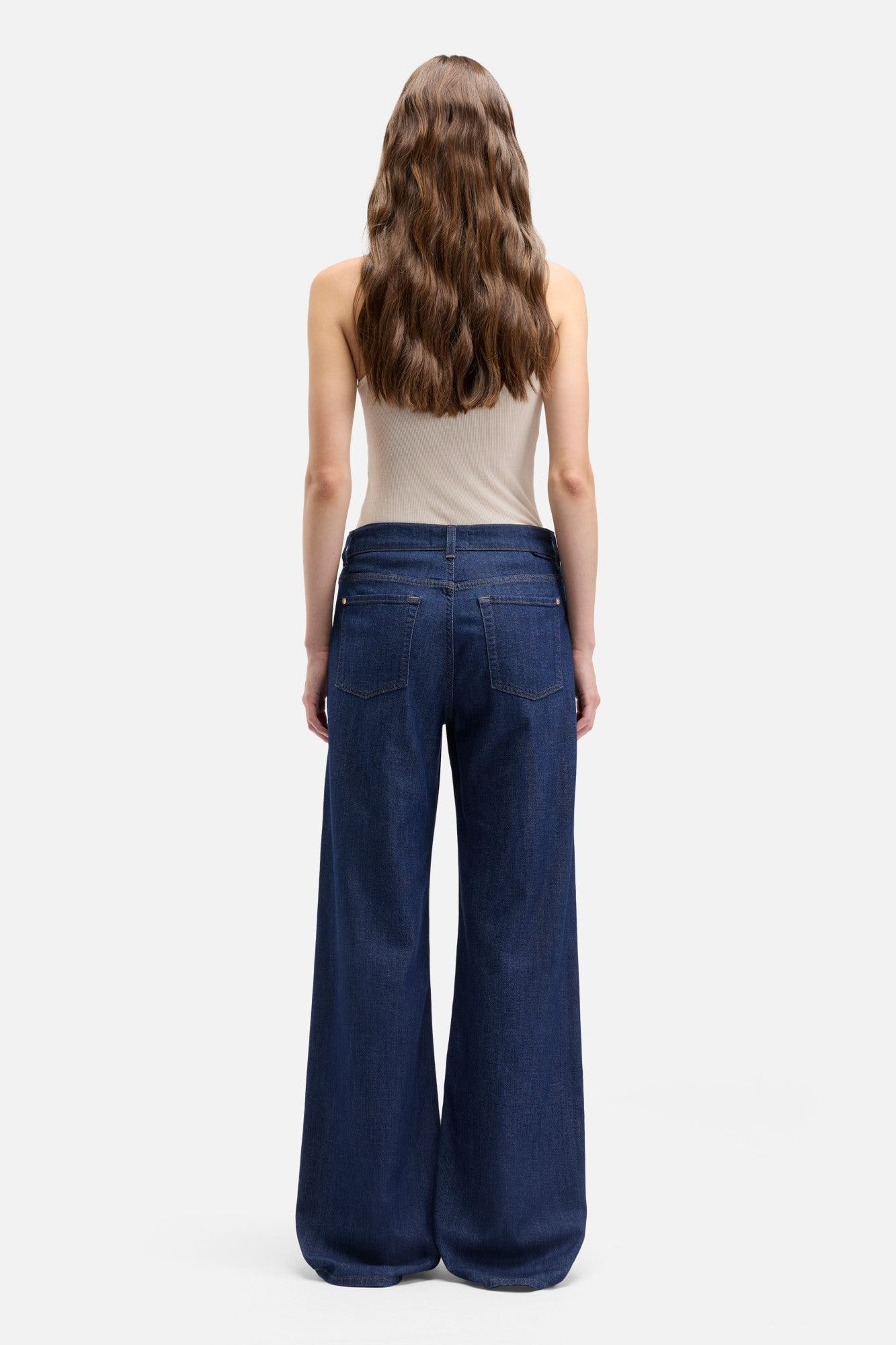 LOTTA IN WEIGHTLESS DENIM IN HALONA