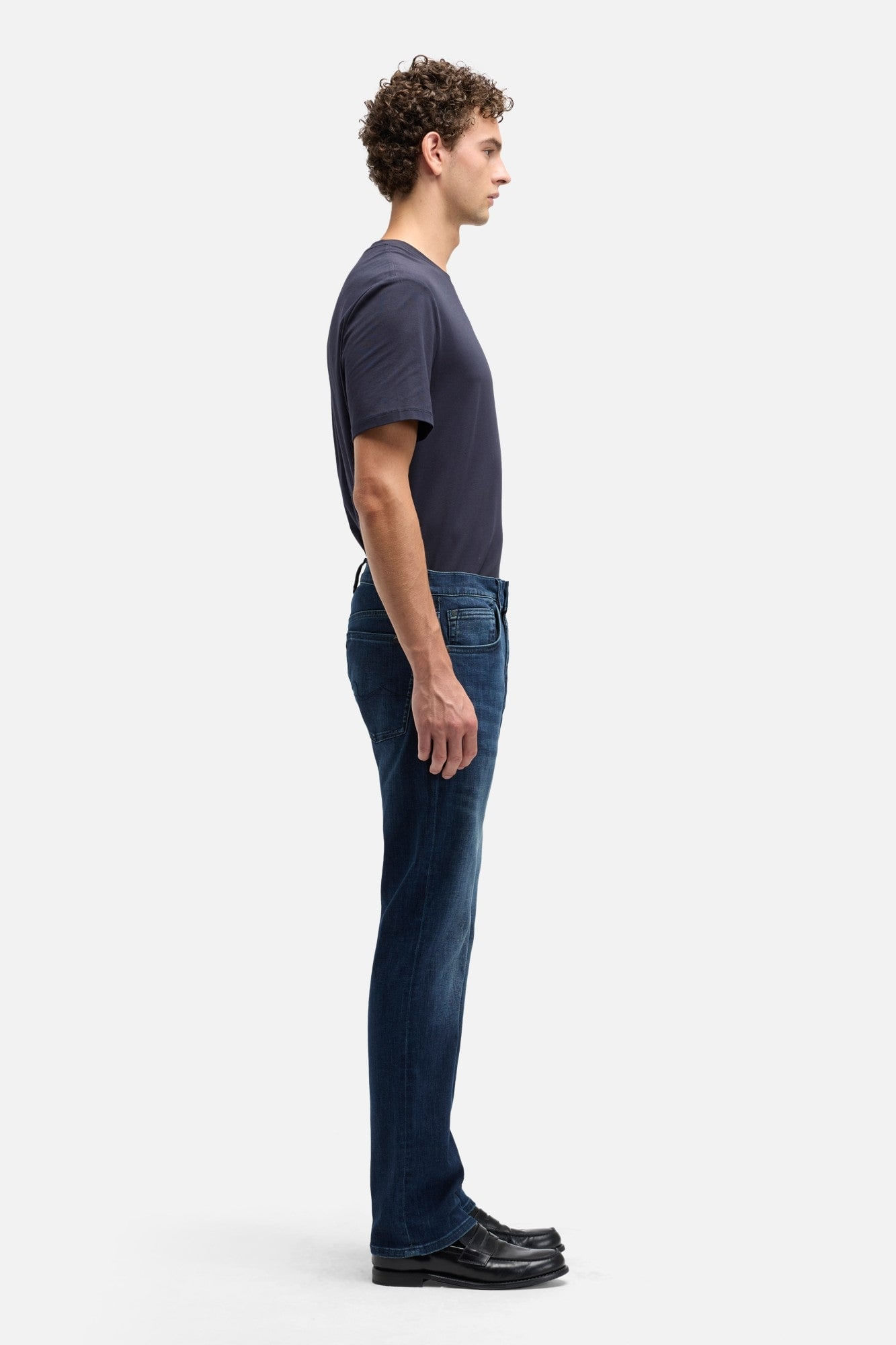 STANDARD IN LUXE PERFORMANCE DARK BLUE