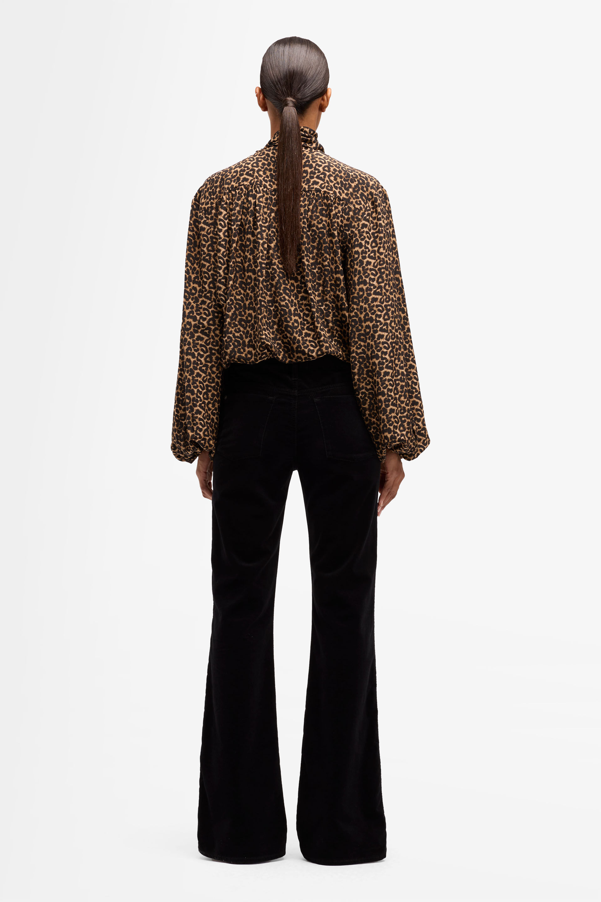 THE LEGGY BOOTCUT VELVET BLACK