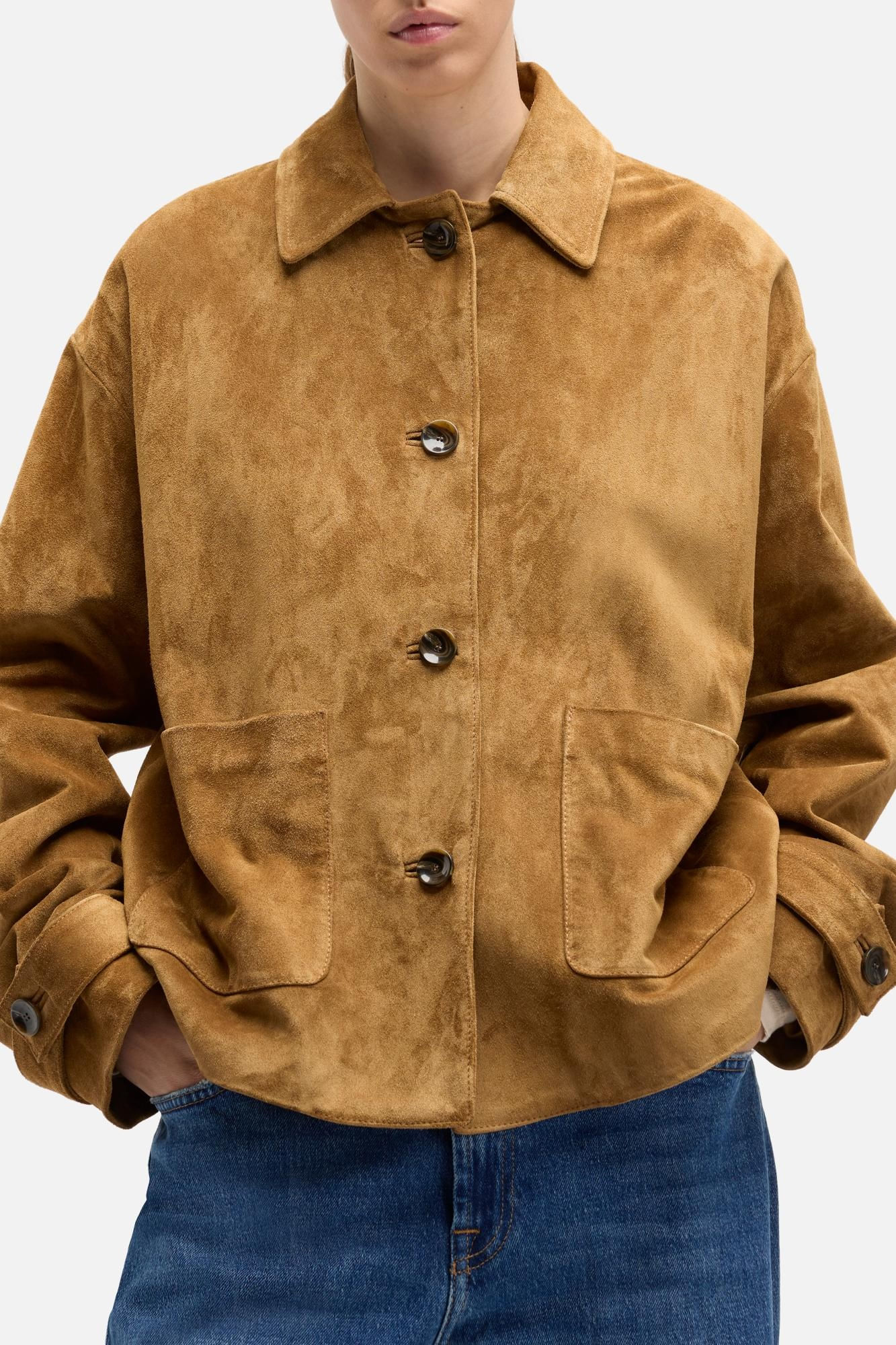 SUEDE CROPPED CHORE JACKET IN TOBACCO