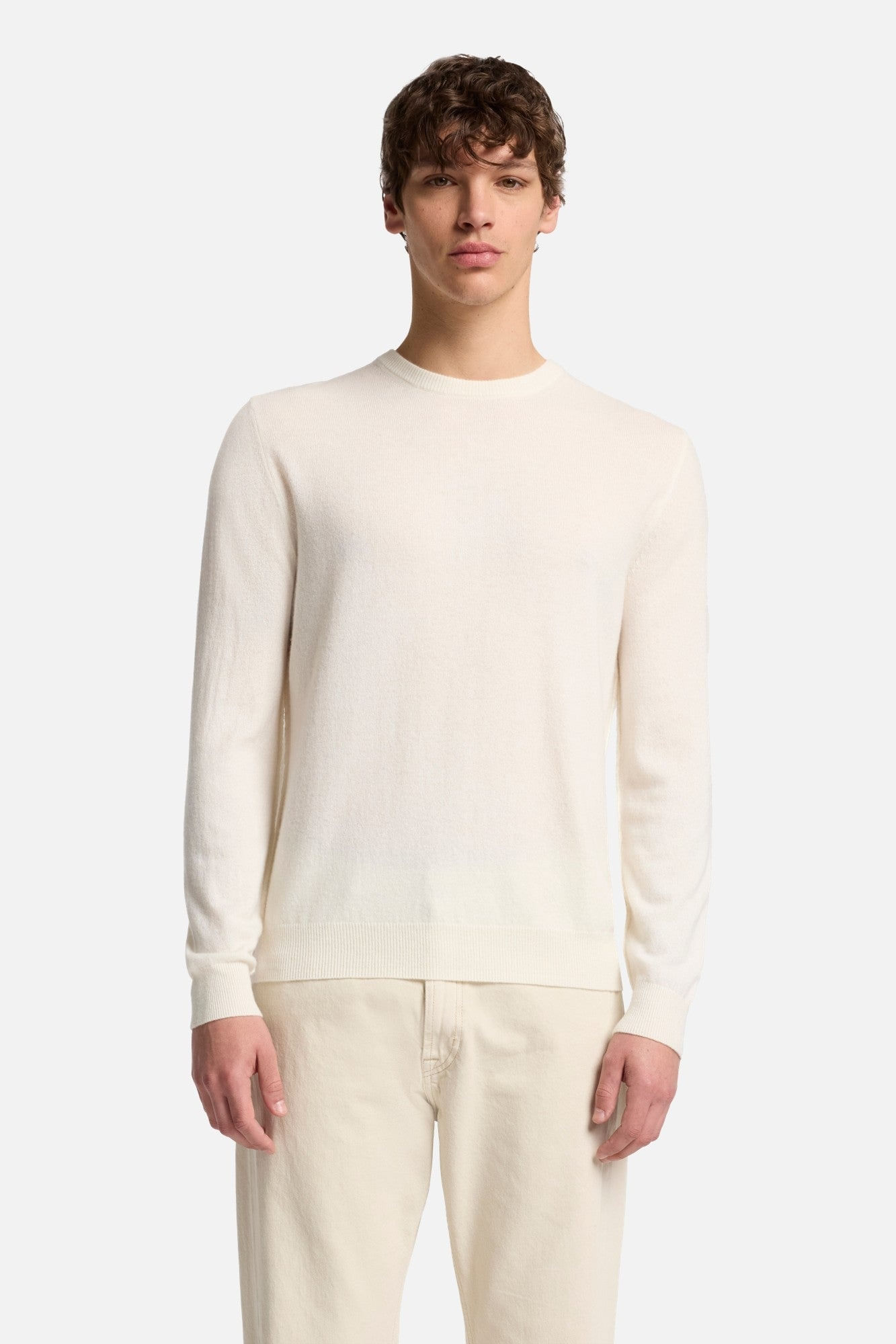 CASHMERE CREWNECK SWEATER IN ICE WHITE