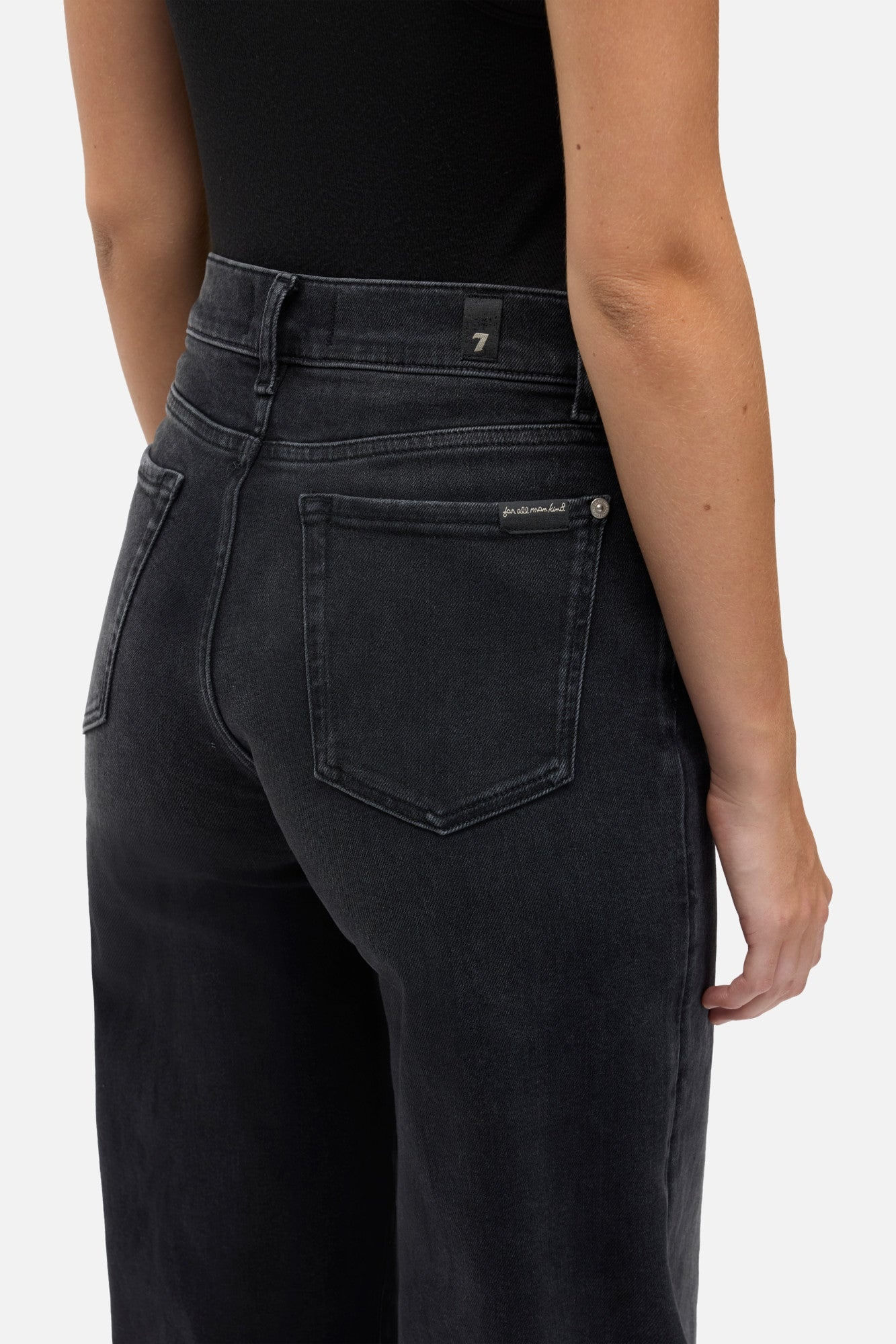 LOTTA IN LUXE VINTAGE BOTTOMLINE