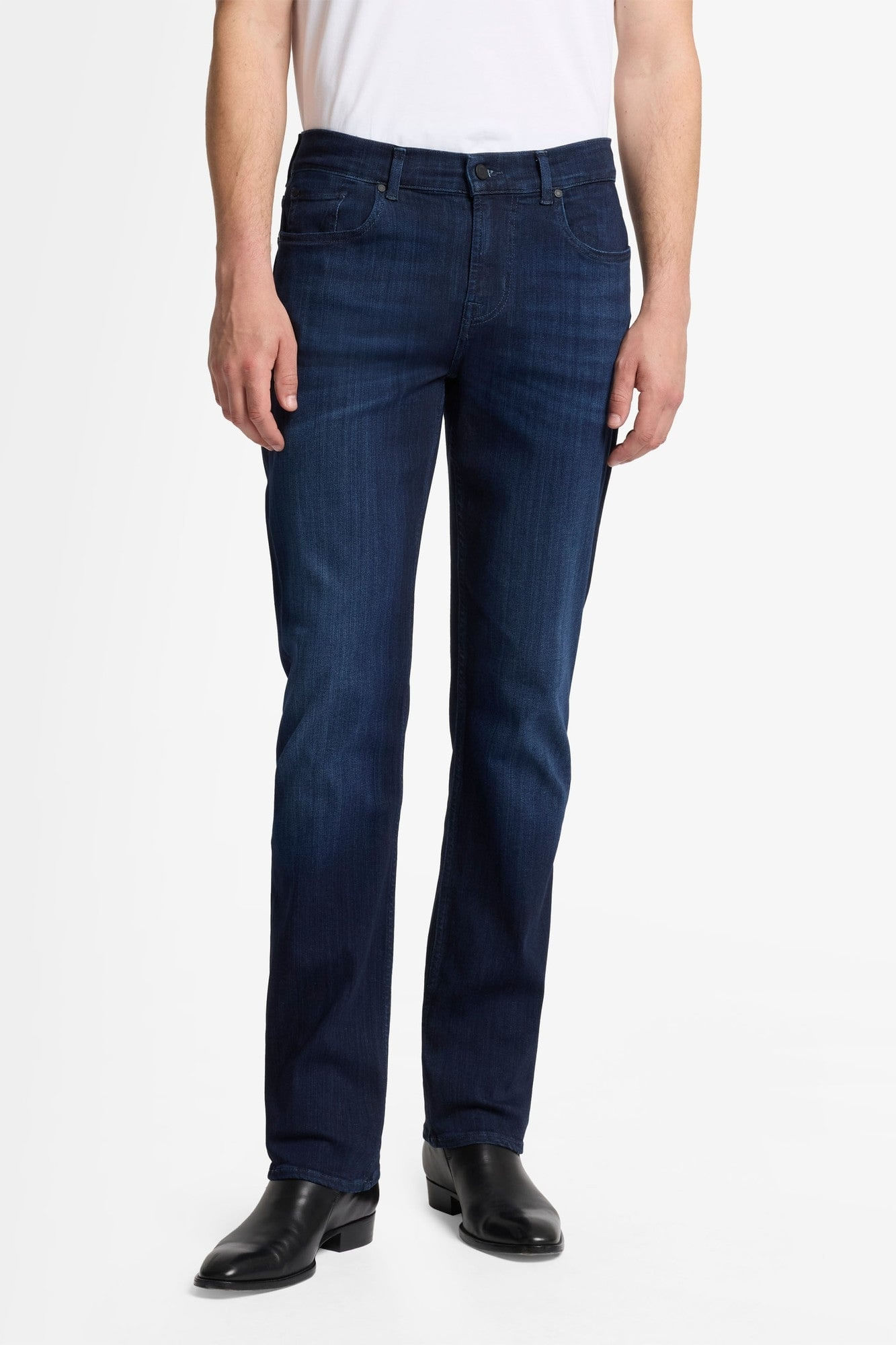 STANDARD IN LUXE PERFORMANCE DEEP BLUE