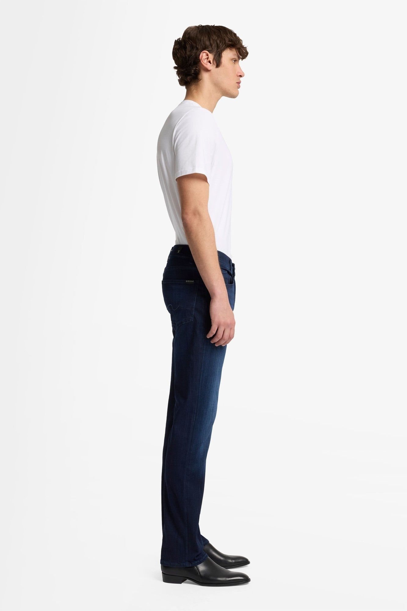 STANDARD IN LUXE PERFORMANCE DEEP BLUE