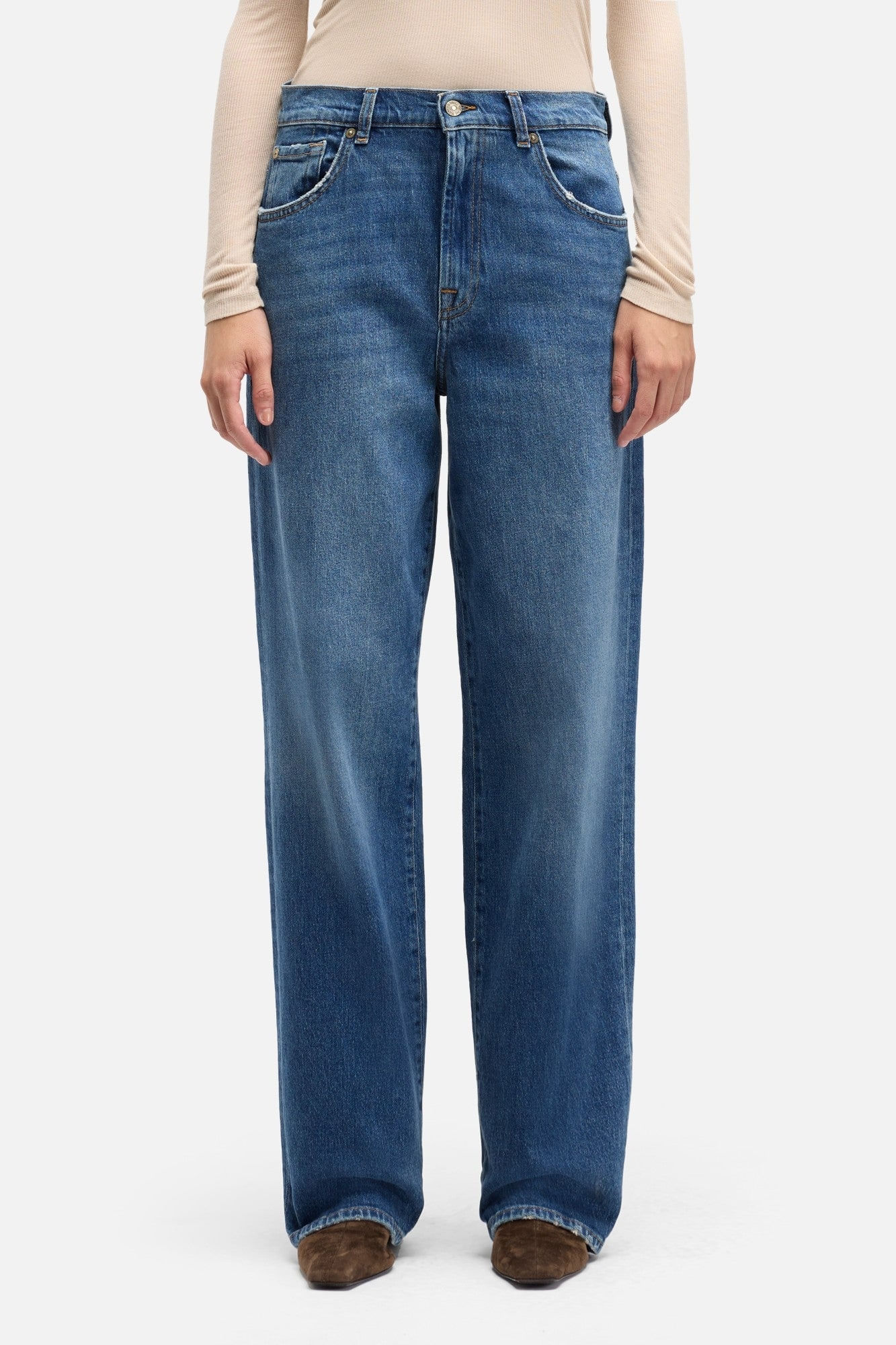 STOVEPIPE STRAIGHT IN MANKIND EXPLORER