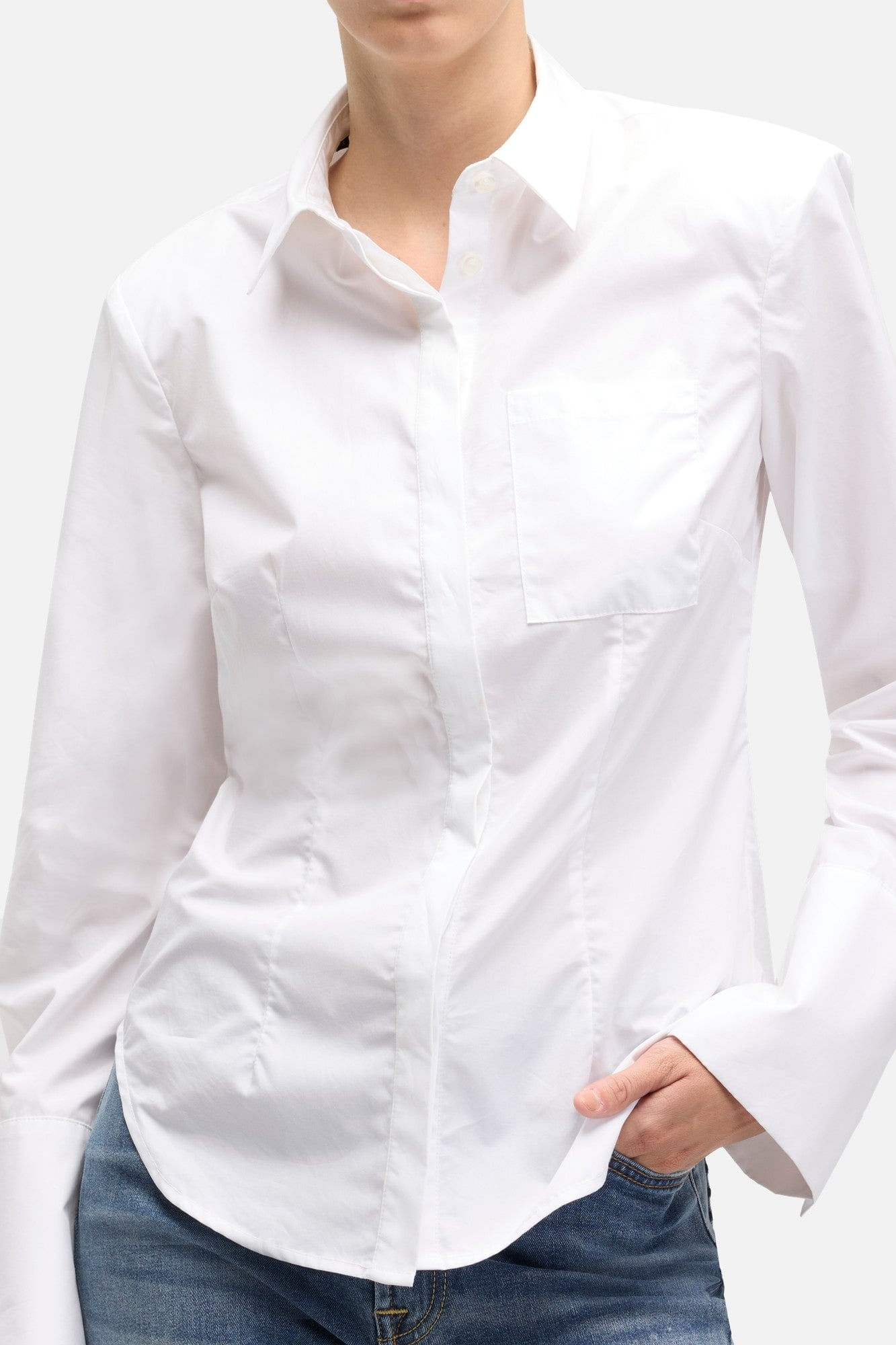 POPLIN FITTED SHIRT IN WHITE