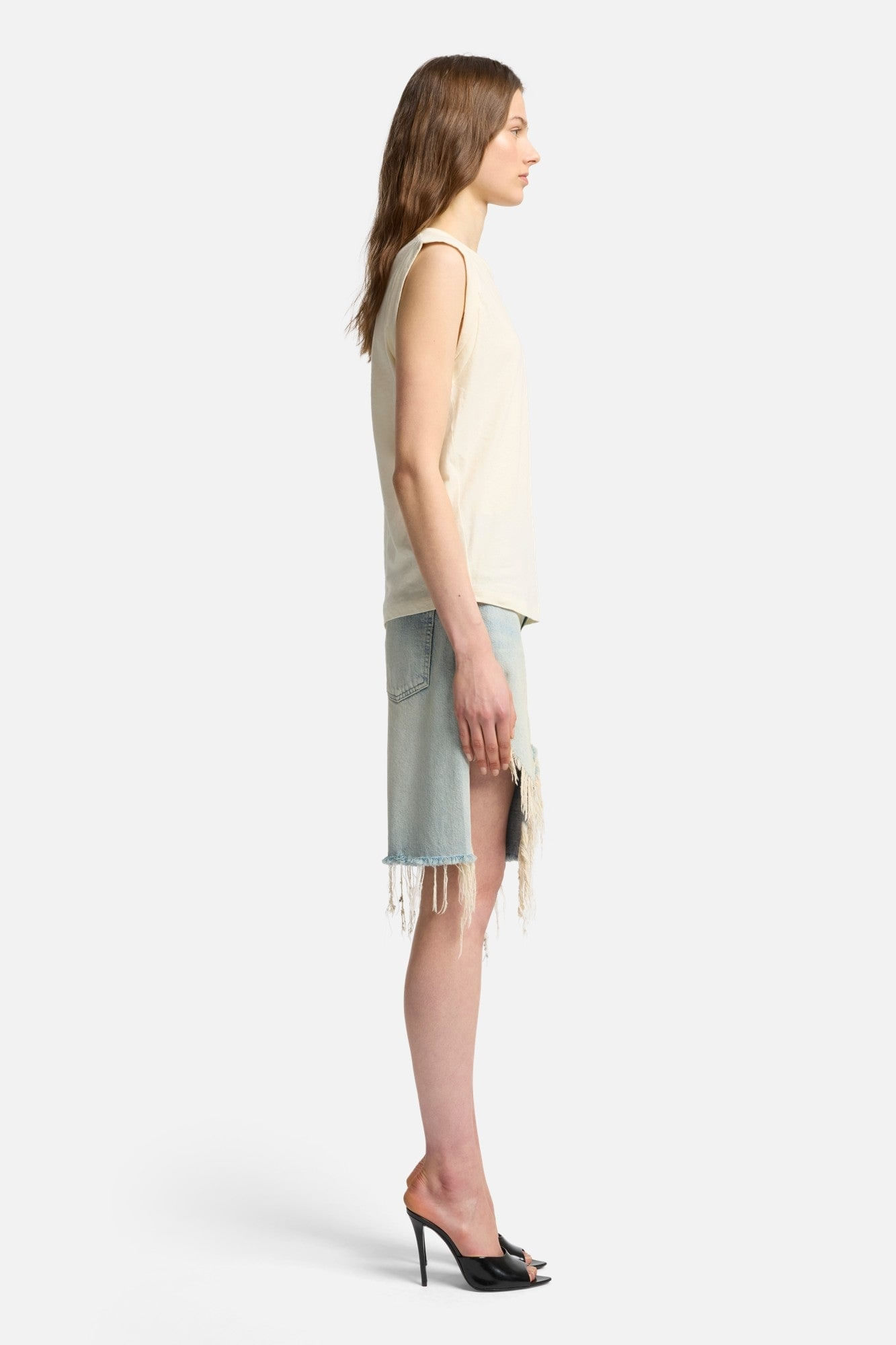 MUSCLE TEE in Linen Blend