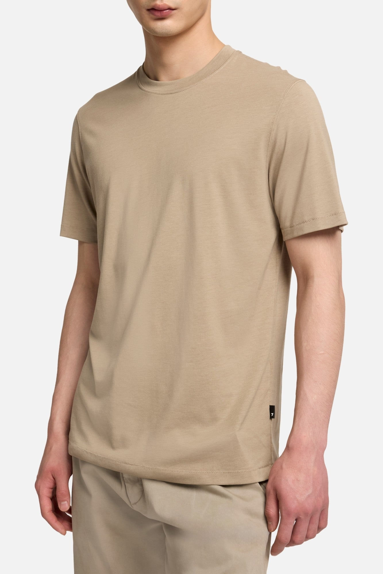LYOCELL CREWNECK TEE IN SILVER MINK