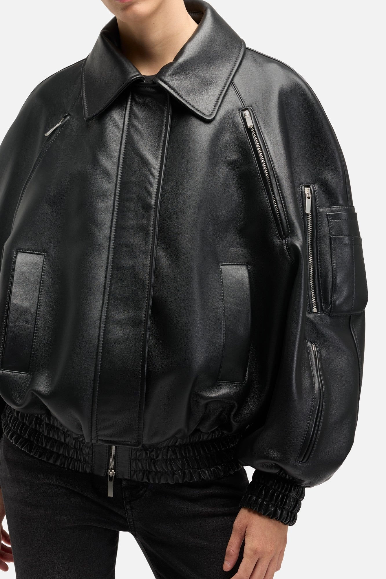 LEATHER BOMBER JACKET IN BLACK