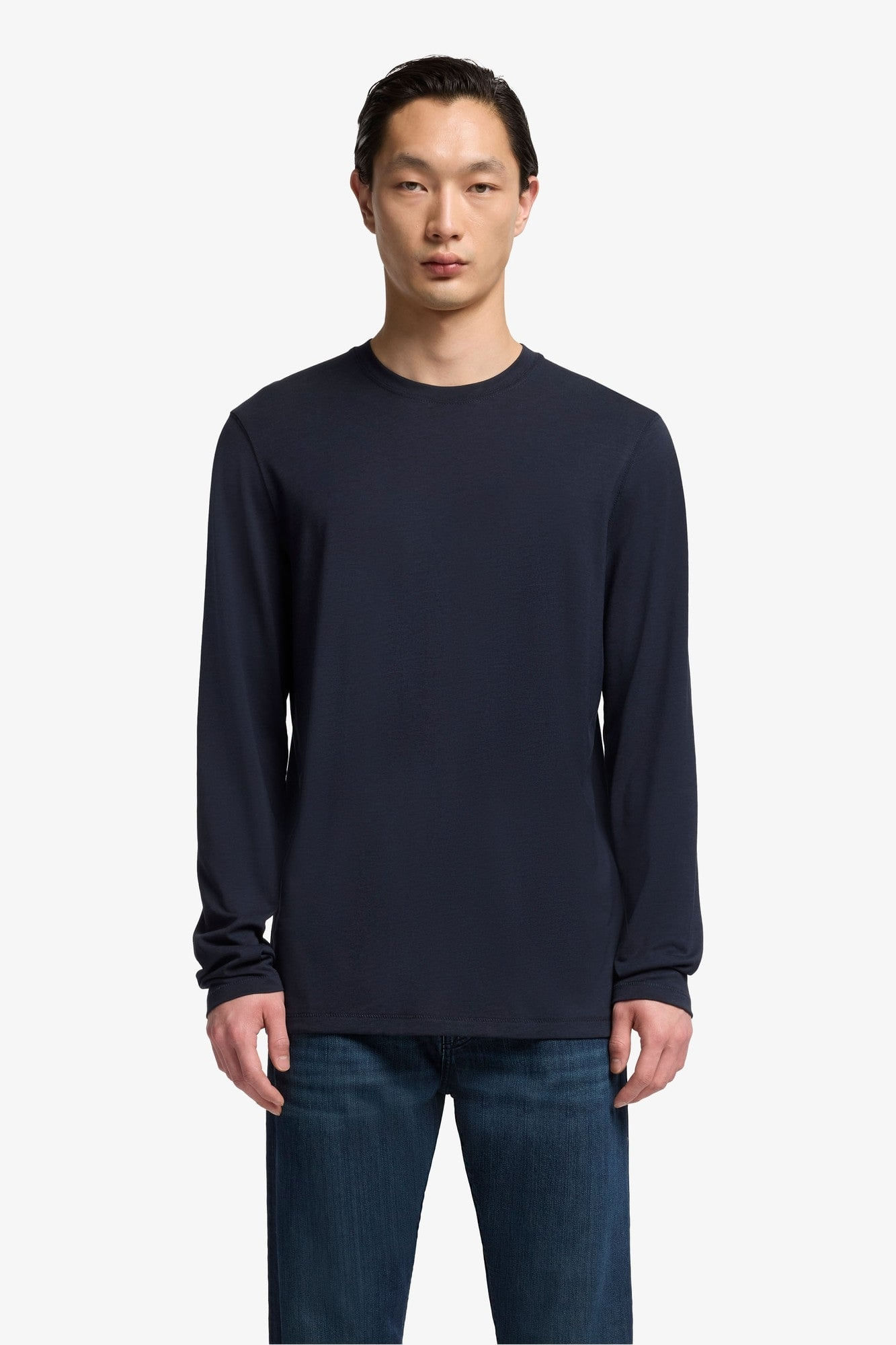 CREWNECK LONG SLEEVE TEE IN LYOCELL NAVY
