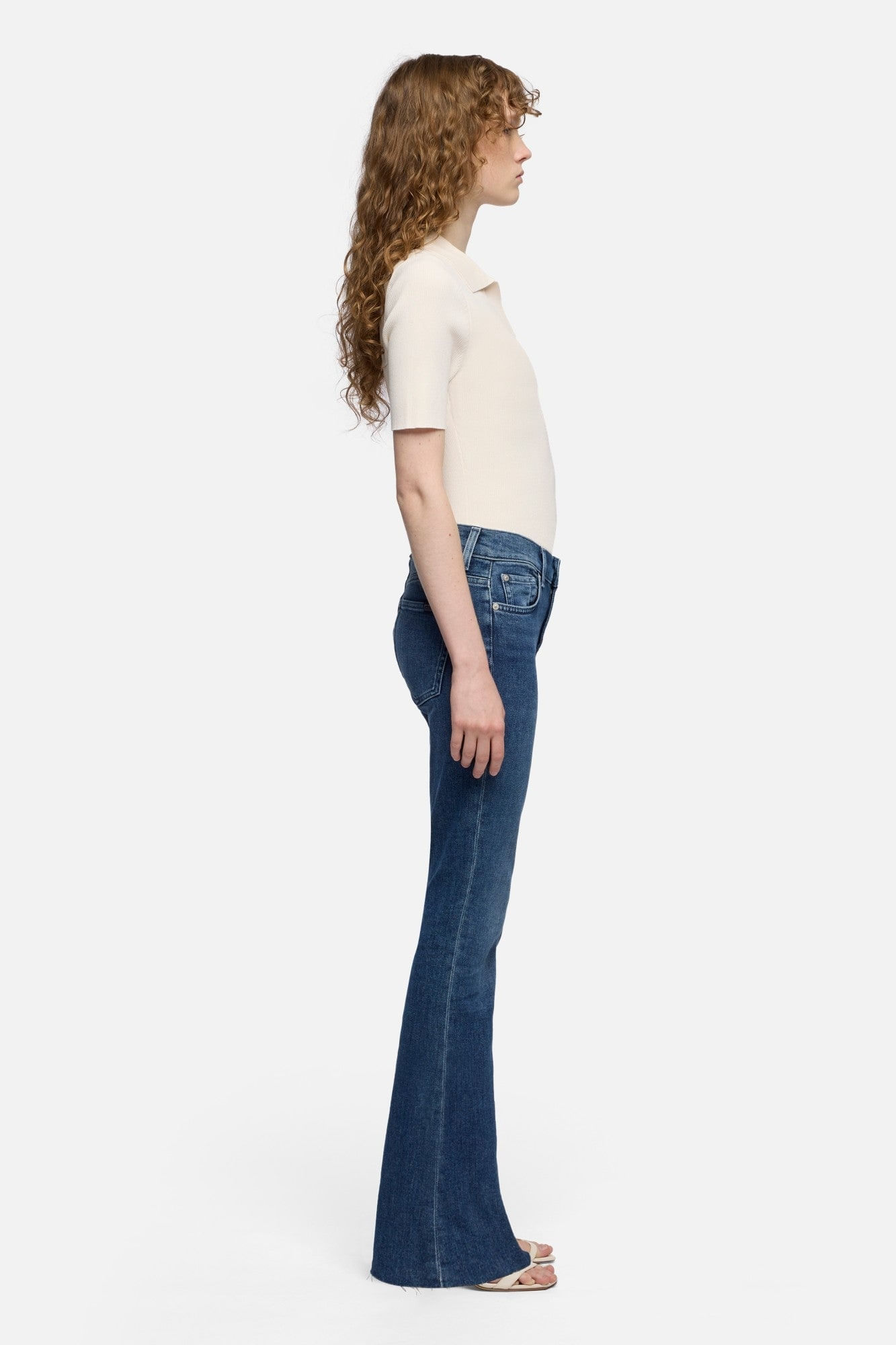 BOOTCUT TAILORLESS FLUX WITH RAW CUT
