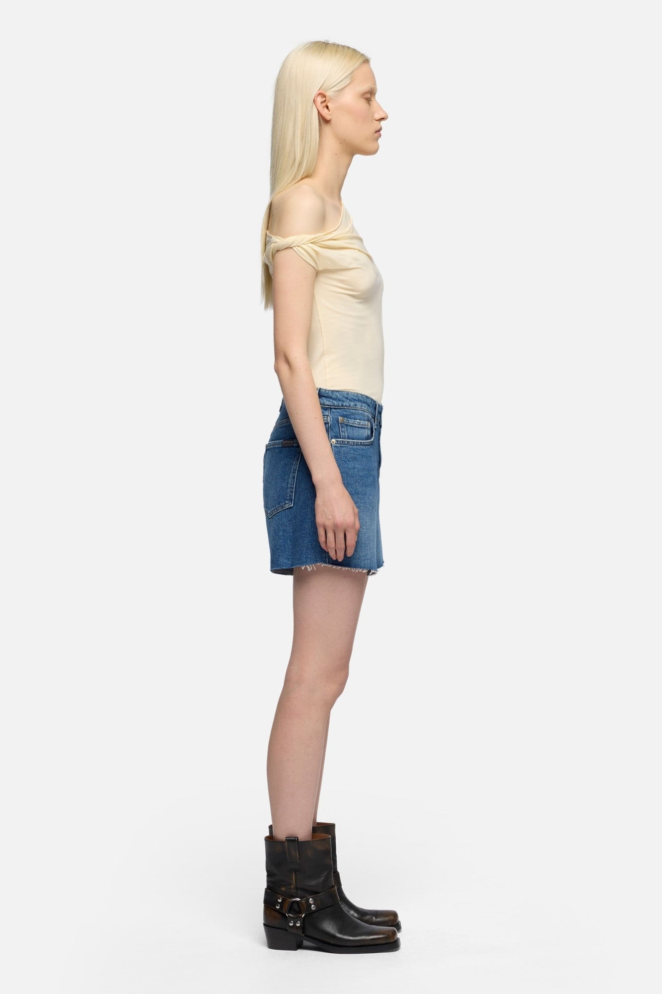 MONROE LONG SHORT IN MANKIND EXPLORER