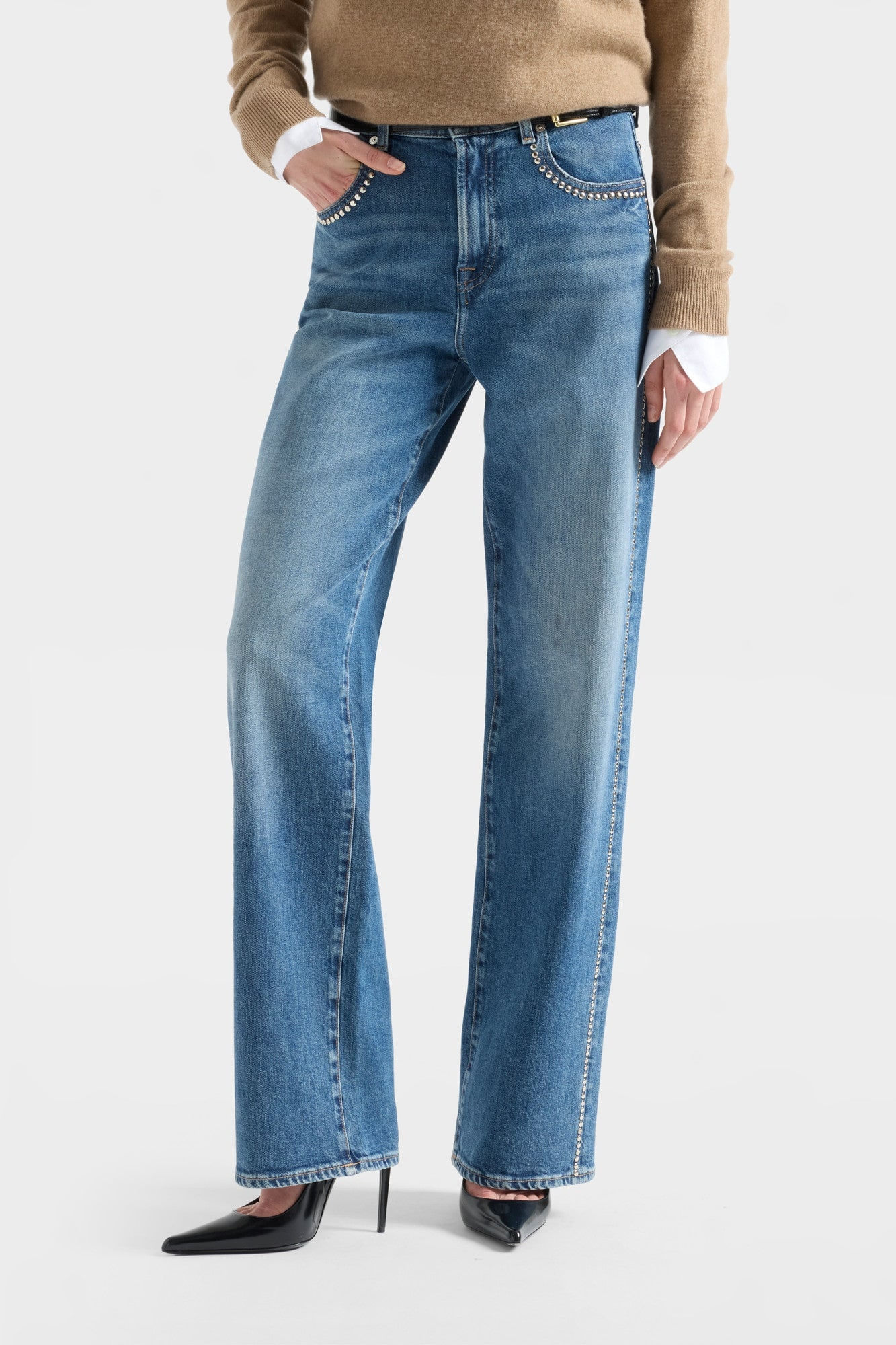 STOVEPIPE STRAIGHT IN DENIM AVENUE
